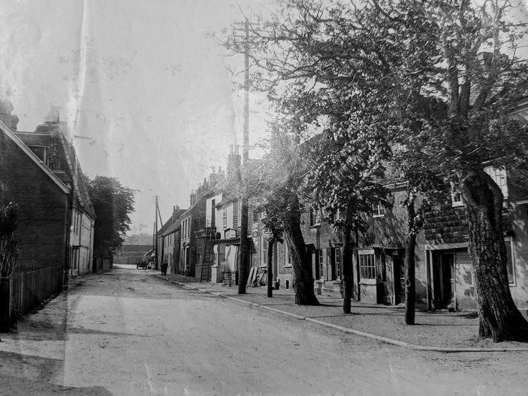 Queen's Head 1890s