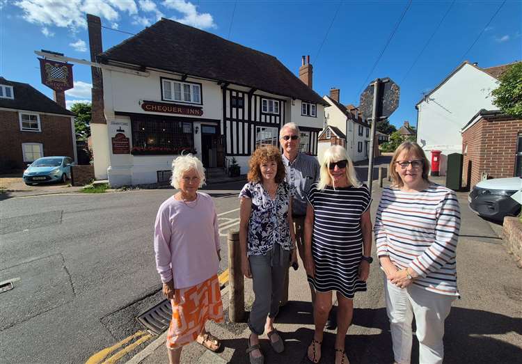 Chequers society