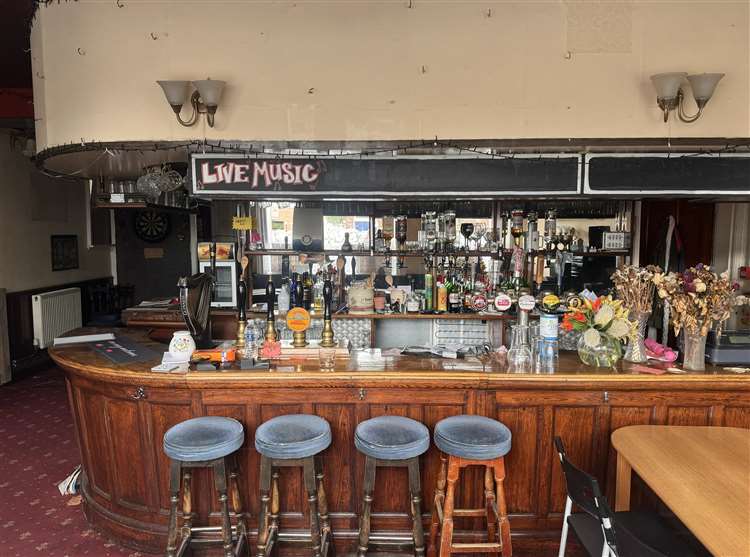 Eight Bells bar 2026