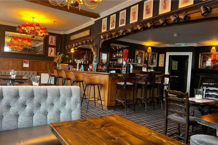 Two Doves bar 2024