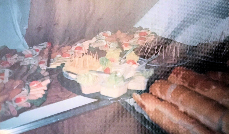 White Horse buffet 1984