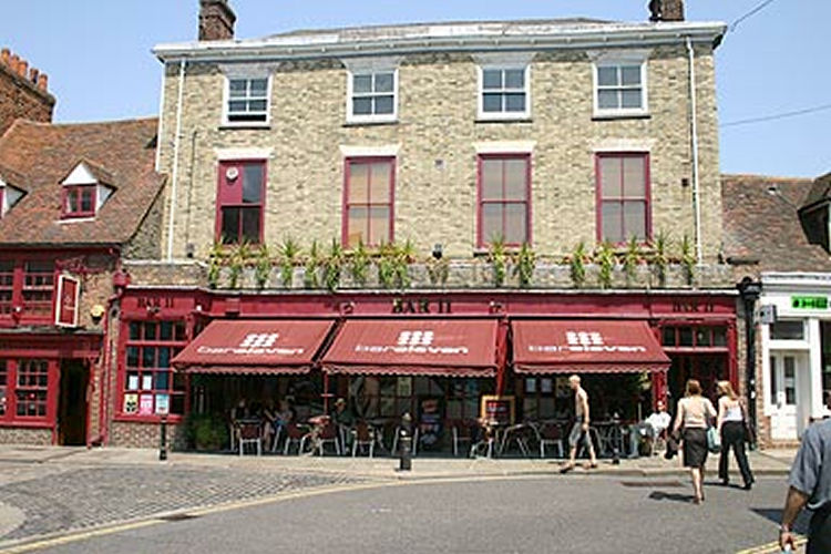 Bar 11 in 2009