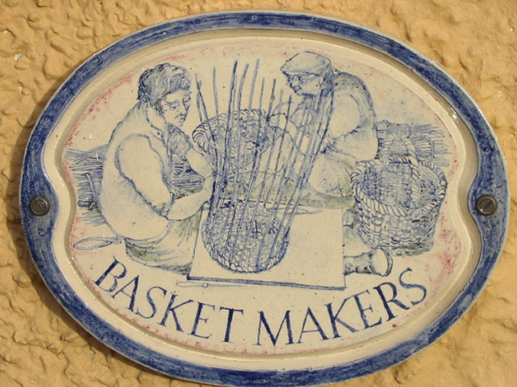 Basketmakers plaque, Littlebourne