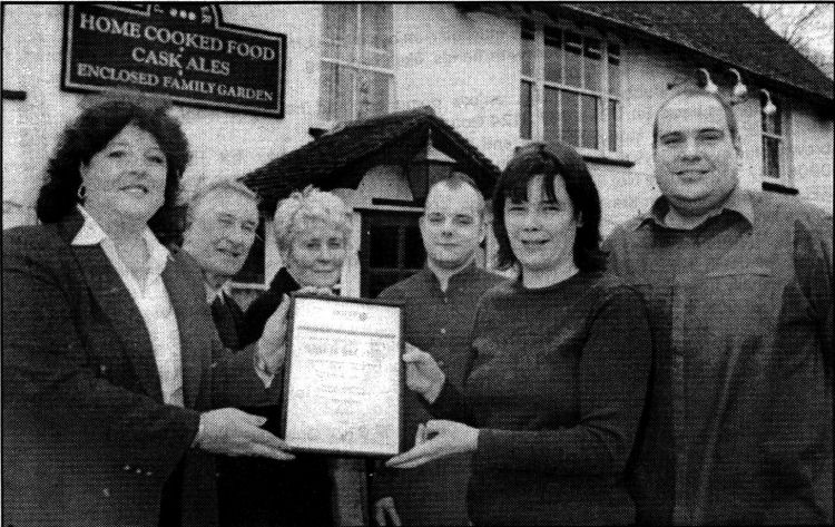 Bell, best pub winners 2001