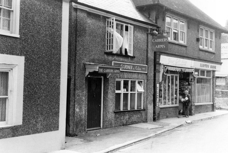 Carriers Arms 1960