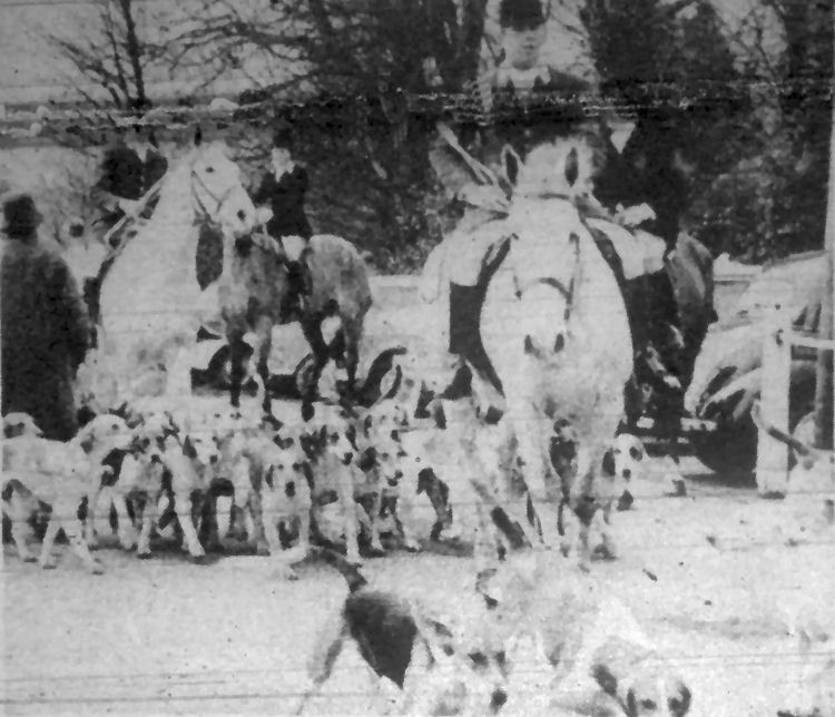 Hunt at Chequers 1971