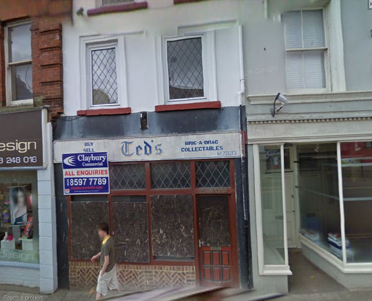 Former Courtney's Wine Bay