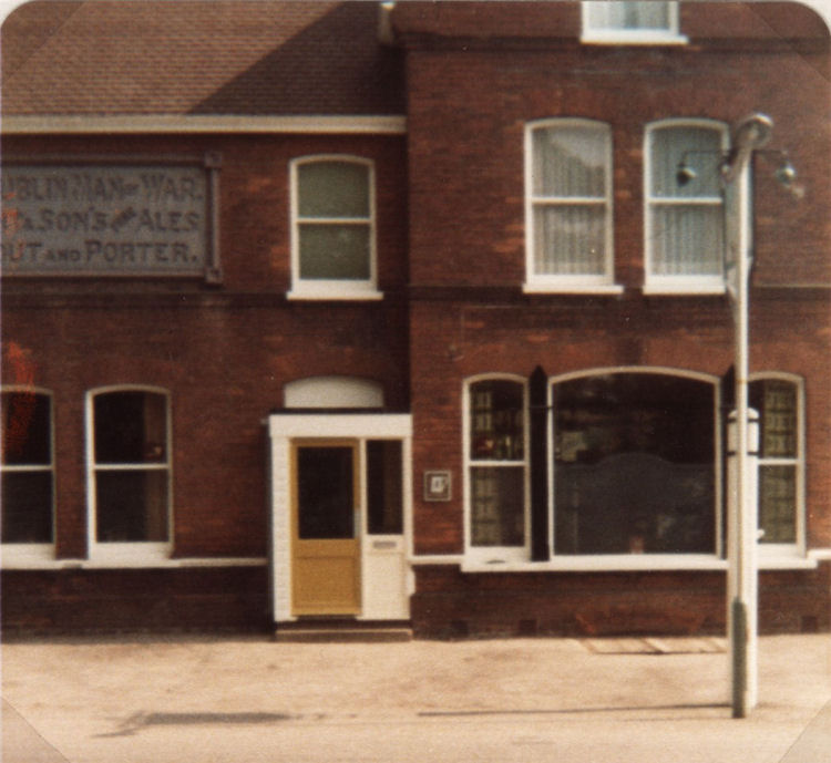 Dublin Man of War circa 1980