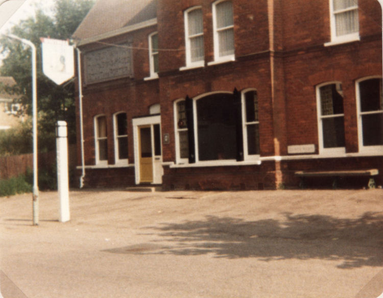 Dublin Man of War circa 1980