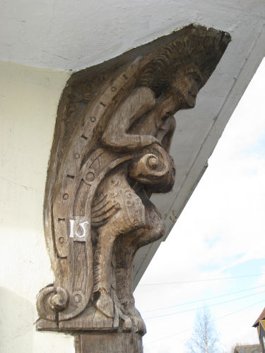 Kings Arms carving