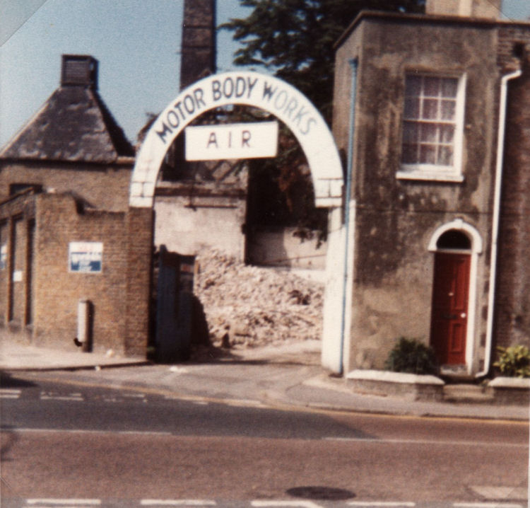 Kingsford Brewery demolition 1983