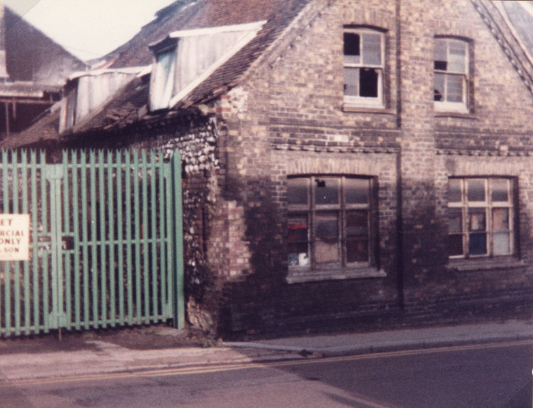 Kingsford Brewery demolition 1983