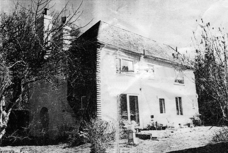 Leather Bottle, Shepherdswell, 1997