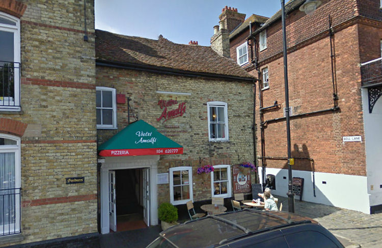 Former Mac's Bar 2011