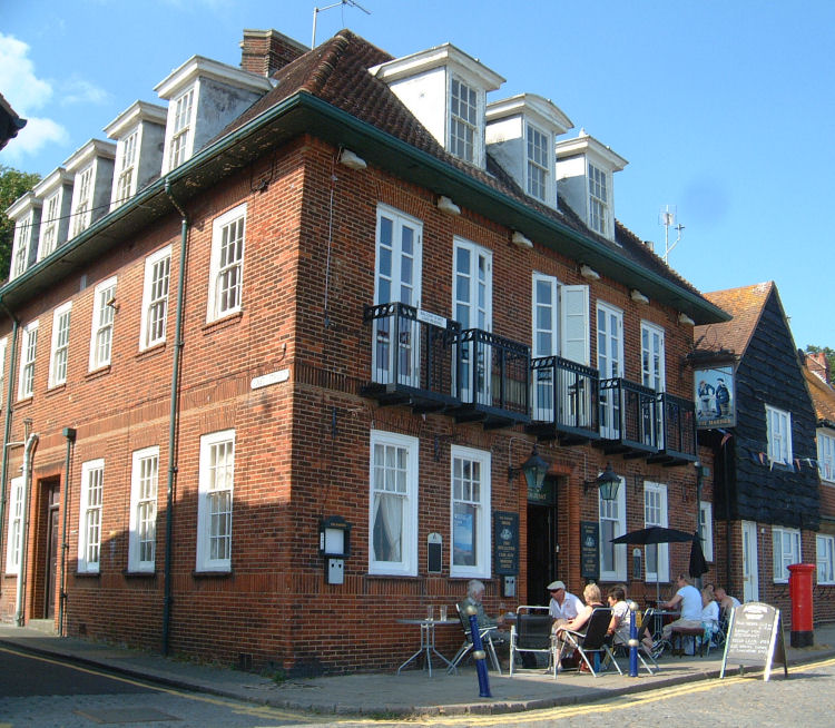 MARINER Pubs of Folkestone