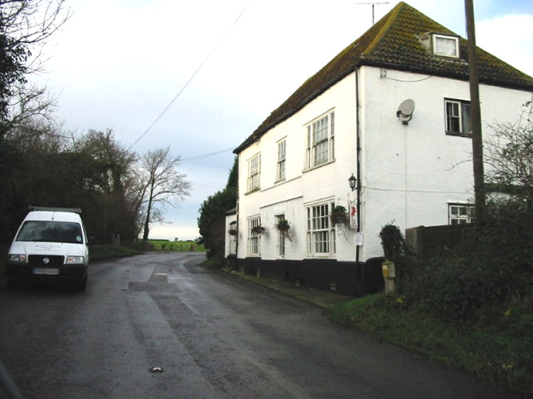 Red Lion, Each End near Ash