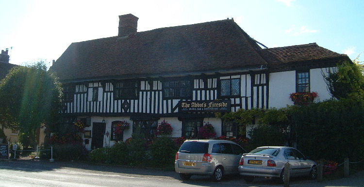 Former Smithies Arms at Elham