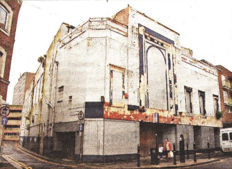 Snoops/Lloyds Number 1