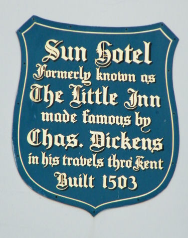 Sun Hotel sign