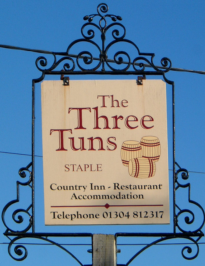 Three Tons sign at Staple