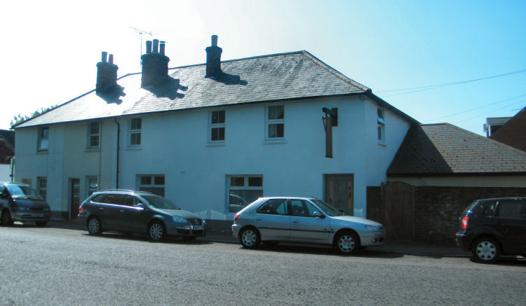Former Gate Inn