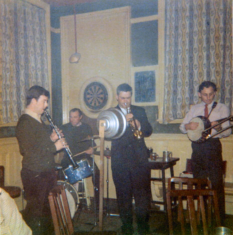 Loyas Jazz band inside the Grapes 1969