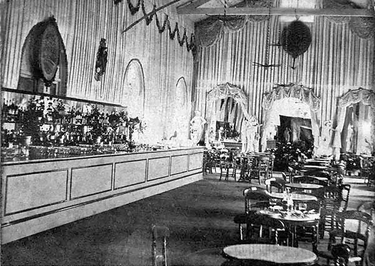 Hall by the Sea inside