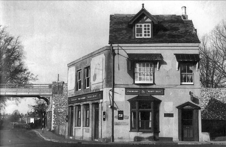 Riging Gate Inn May 1965