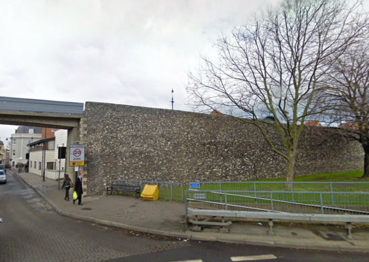 Position of Riding Gate Inn