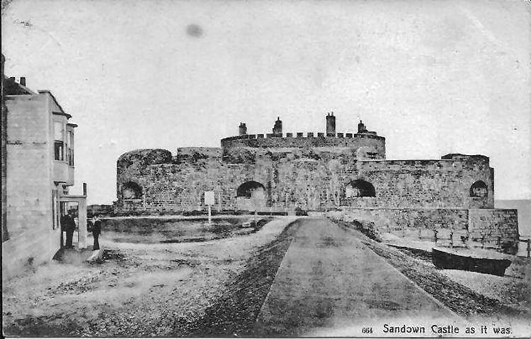 Sandown Castle and Good Intent pub 1863