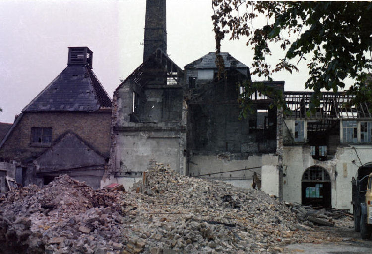 Kingsford Brewery demolition 1983
